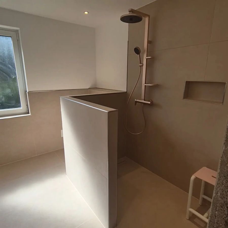 Von der Entkernung zur Walk-in-Dusche