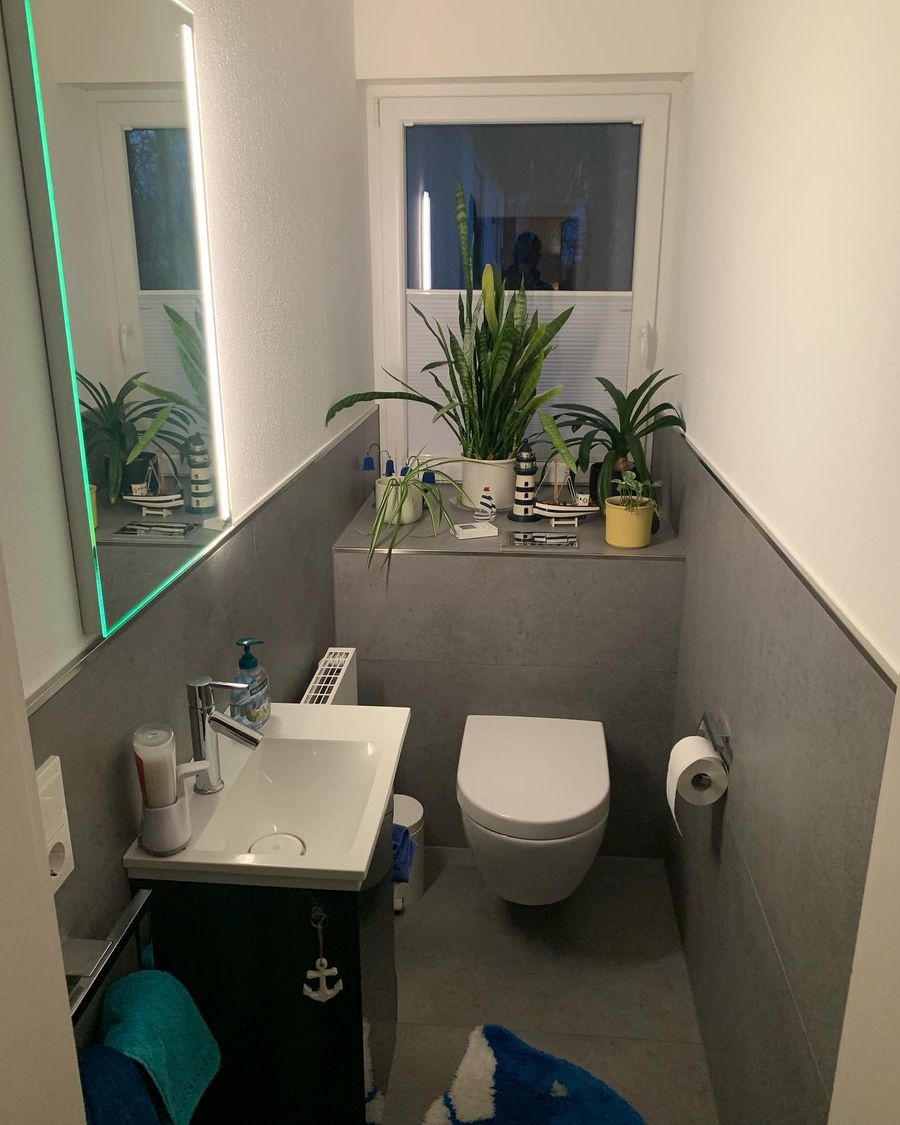 Komplettbad und Gäste-WC – Gäste-WC