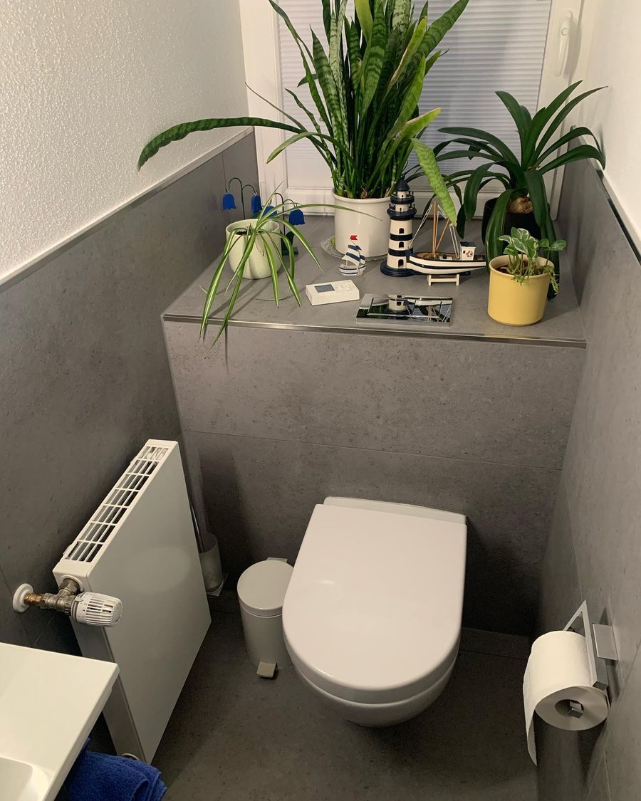Komplettbad und Gäste-WC – Gäste-WC