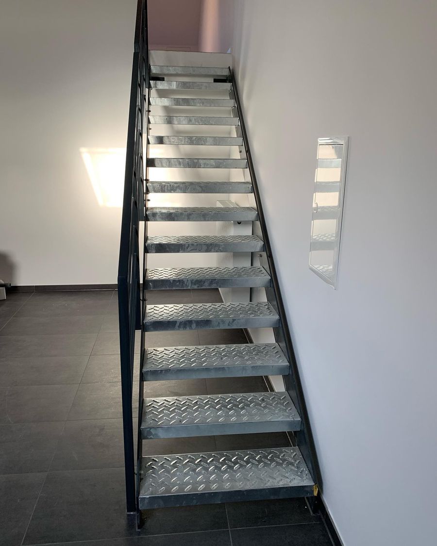Dachbodenausbau auf zwei Etagen – Treppe