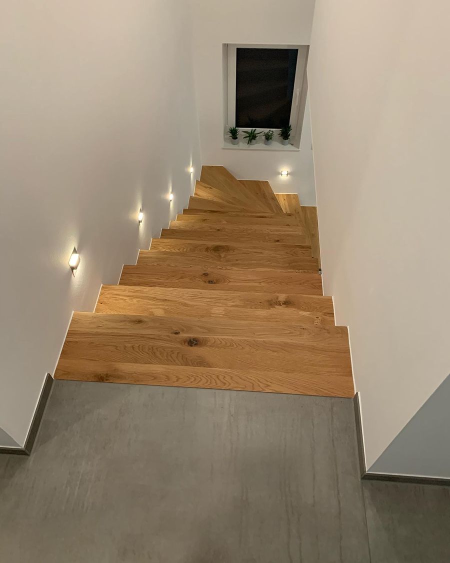 Neubau mit allen Gewerken – Treppe und Flur